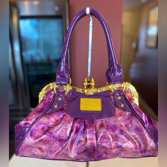 Purple & Fuchsia Patent Leather Handbag w/Gold Plated Trim/Clasp, EUC - Picture 1 of 17